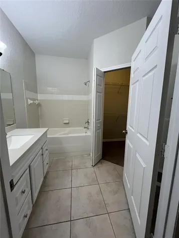 5957 Westgate Drive Orlando FL 32835