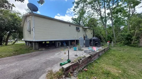 7515 Maryland Avenue Hudson FL 34667