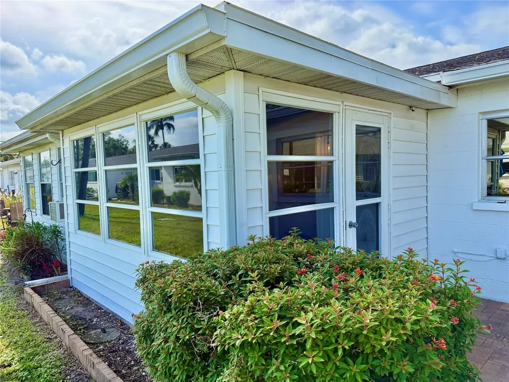 2221 Orange Blossom Lane Bradenton FL 34207