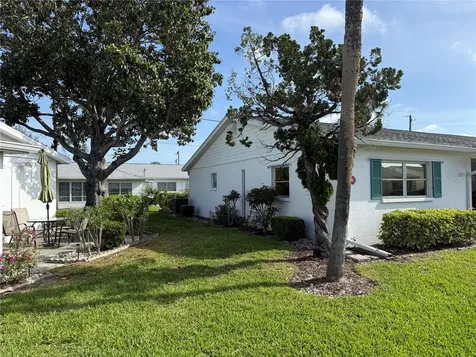 2221 Orange Blossom Lane Bradenton FL 34207