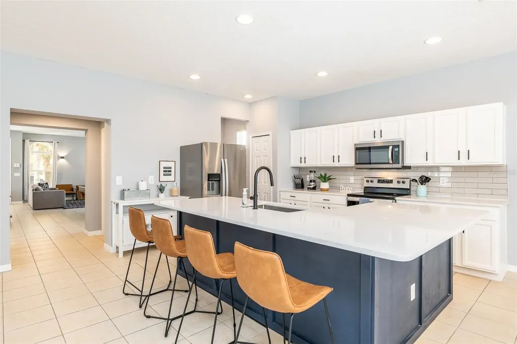 161 Las Fuentes Drive Kissimmee FL 34746
