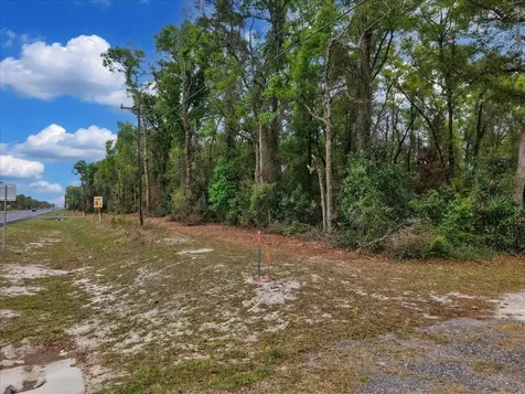 000 NW Us Highway 19 Fanning Springs FL 32693