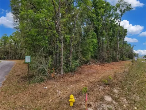 000 NW Us Highway 19 Fanning Springs FL 32693