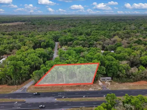 000 NW Us Highway 19 Fanning Springs FL 32693