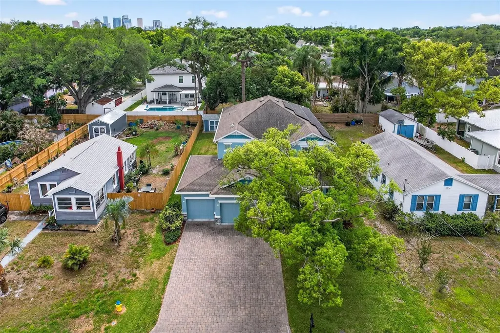812 W Ohio Avenue Tampa FL 33603