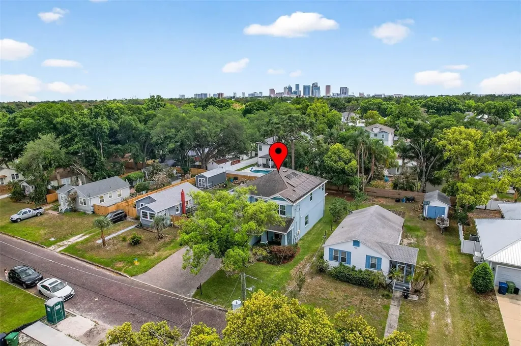 812 W Ohio Avenue Tampa FL 33603