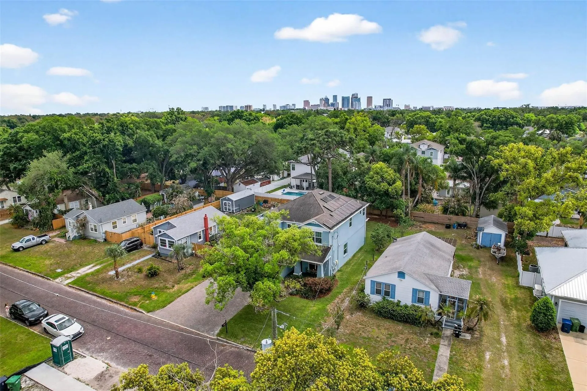 812 W Ohio Avenue Tampa FL 33603