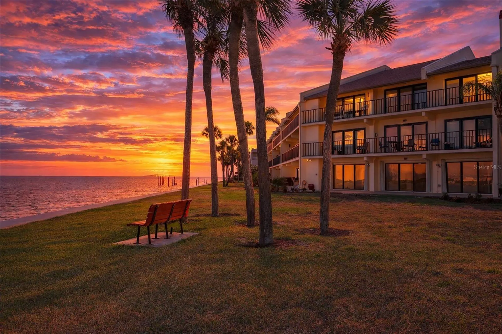 7540 Sunshine Skyway Lane S St Petersburg FL 33711