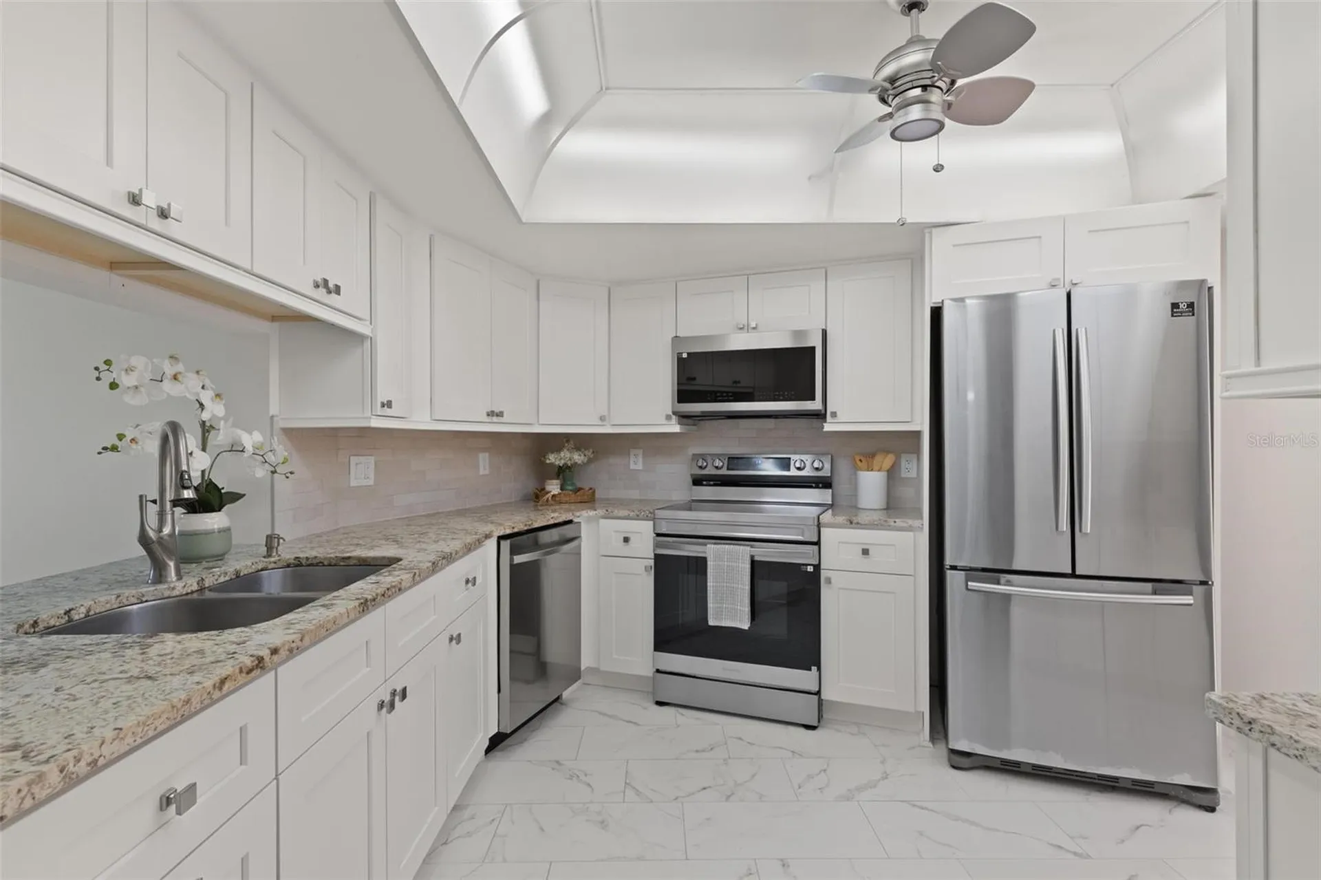 7540 Sunshine Skyway Lane S St Petersburg FL 33711