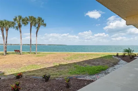 7540 Sunshine Skyway Lane S St Petersburg FL 33711
