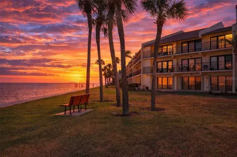7540 Sunshine Skyway Lane S St Petersburg FL 33711