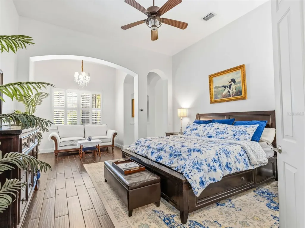 6121 Avocetridge Drive Lithia FL 33547
