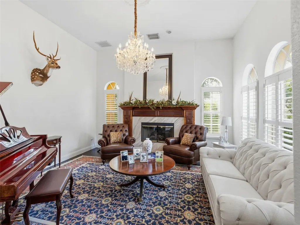 6121 Avocetridge Drive Lithia FL 33547
