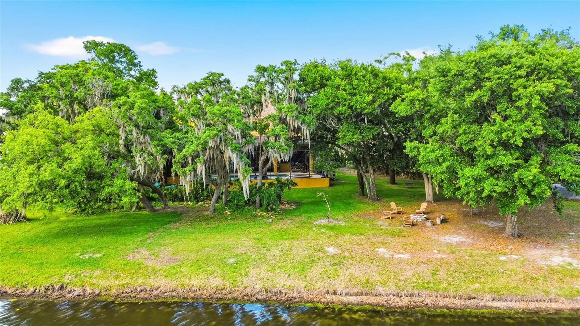 6121 Avocetridge Drive Lithia FL 33547