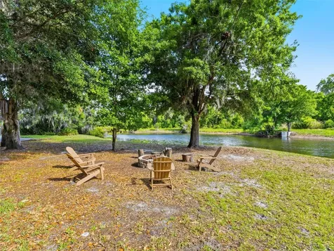 6121 Avocetridge Drive Lithia FL 33547