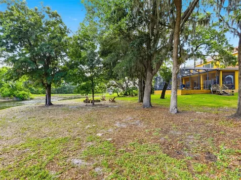 6121 Avocetridge Drive Lithia FL 33547