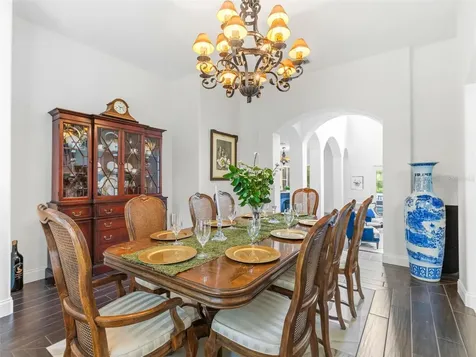 6121 Avocetridge Drive Lithia FL 33547