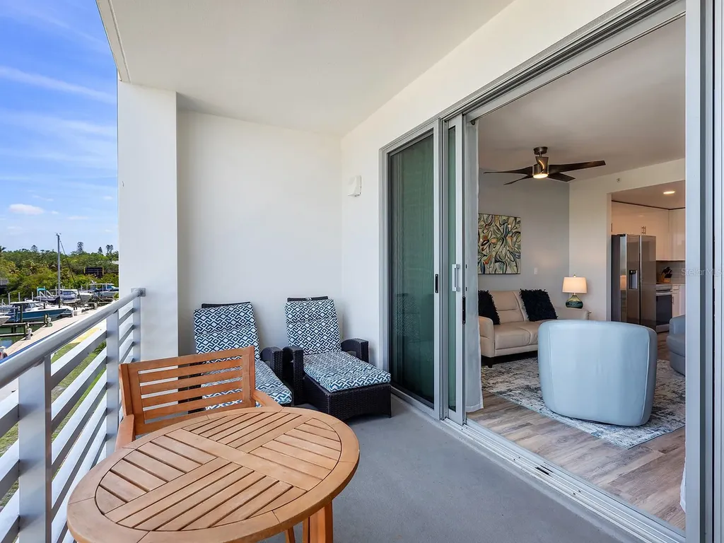 1709 N Tamiami Trail Sarasota FL 34234