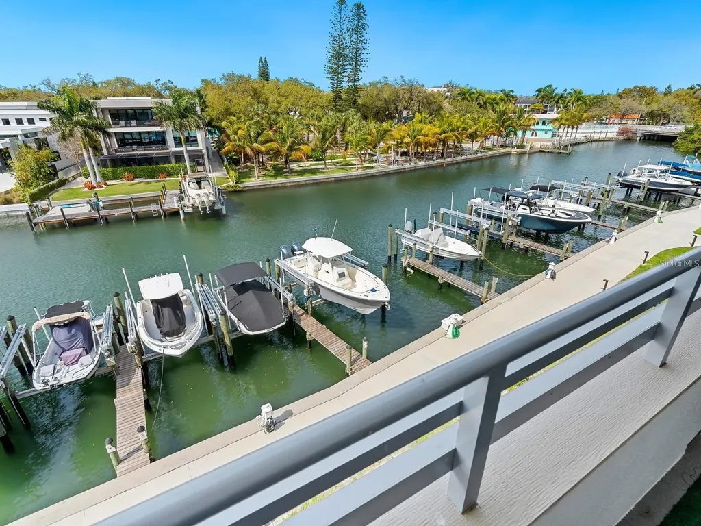 1709 N Tamiami Trail Sarasota FL 34234