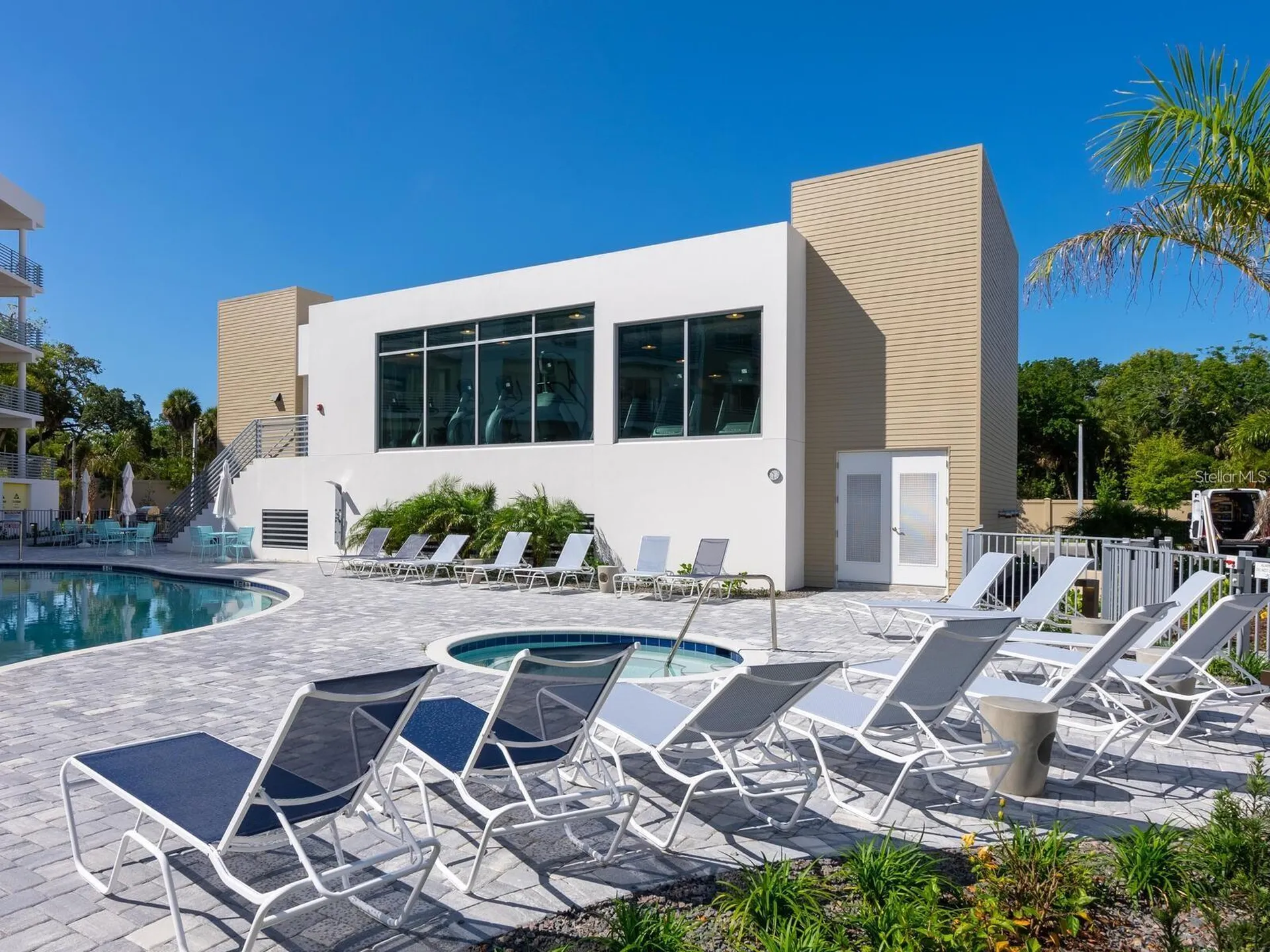 1709 N Tamiami Trail Sarasota FL 34234