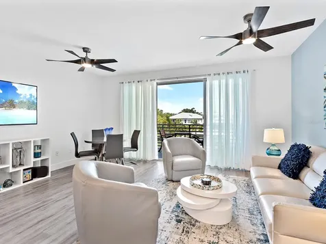 1709 N Tamiami Trail Sarasota FL 34234