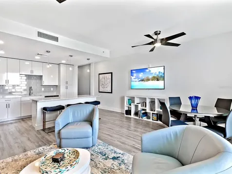 1709 N Tamiami Trail Sarasota FL 34234