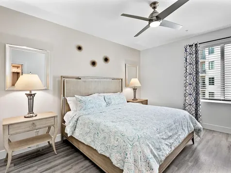 1709 N Tamiami Trail Sarasota FL 34234