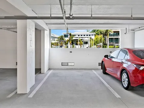 1709 N Tamiami Trail Sarasota FL 34234