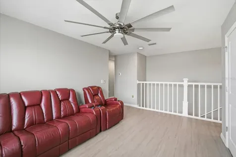 8201 Bilston Village Lane Gibsonton FL 33534