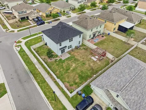 8201 Bilston Village Lane Gibsonton FL 33534