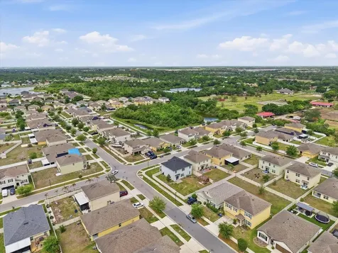 8201 Bilston Village Lane Gibsonton FL 33534