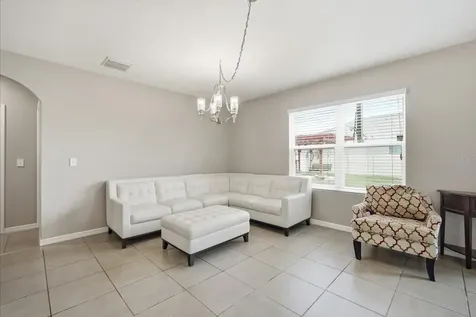 8201 Bilston Village Lane Gibsonton FL 33534