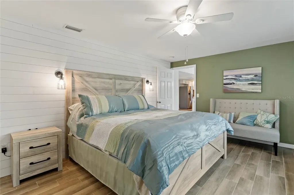 1675 Blakemore Lane Sarasota FL 34231
