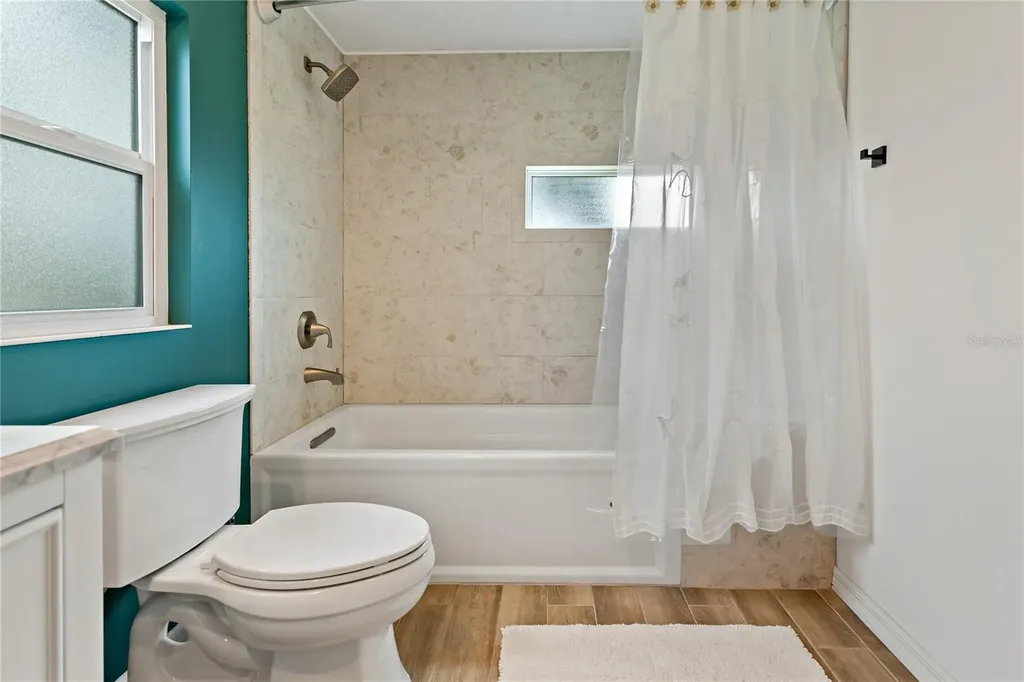 1675 Blakemore Lane Sarasota FL 34231
