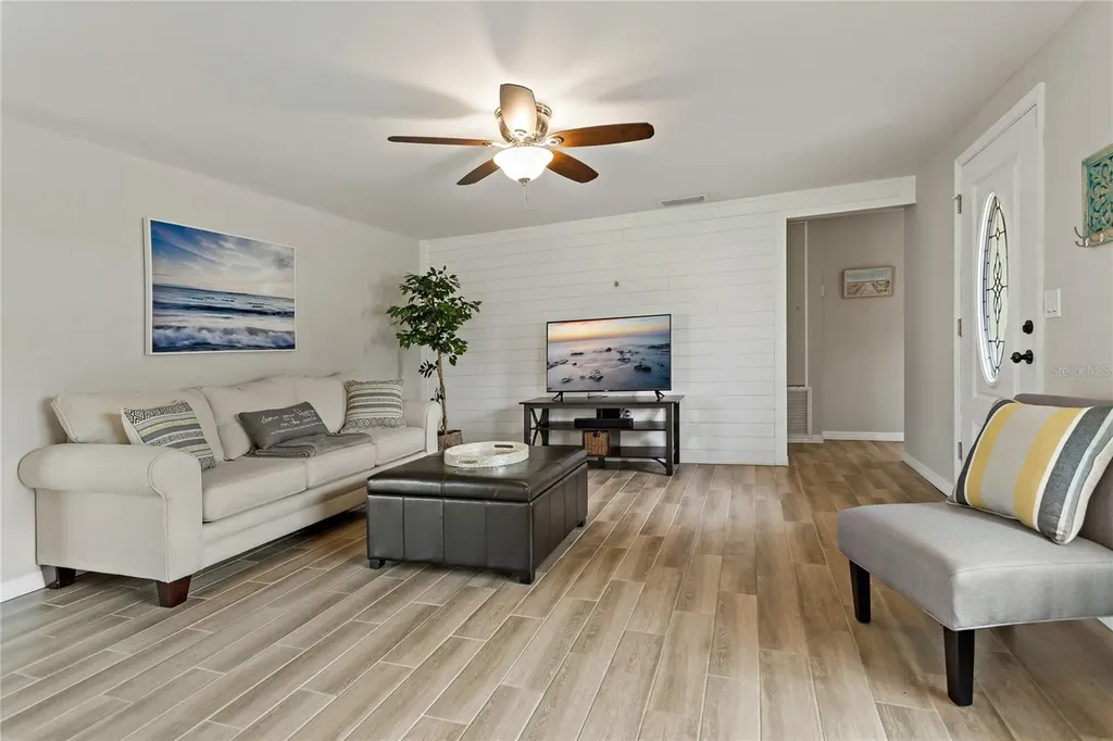 1675 Blakemore Lane Sarasota FL 34231