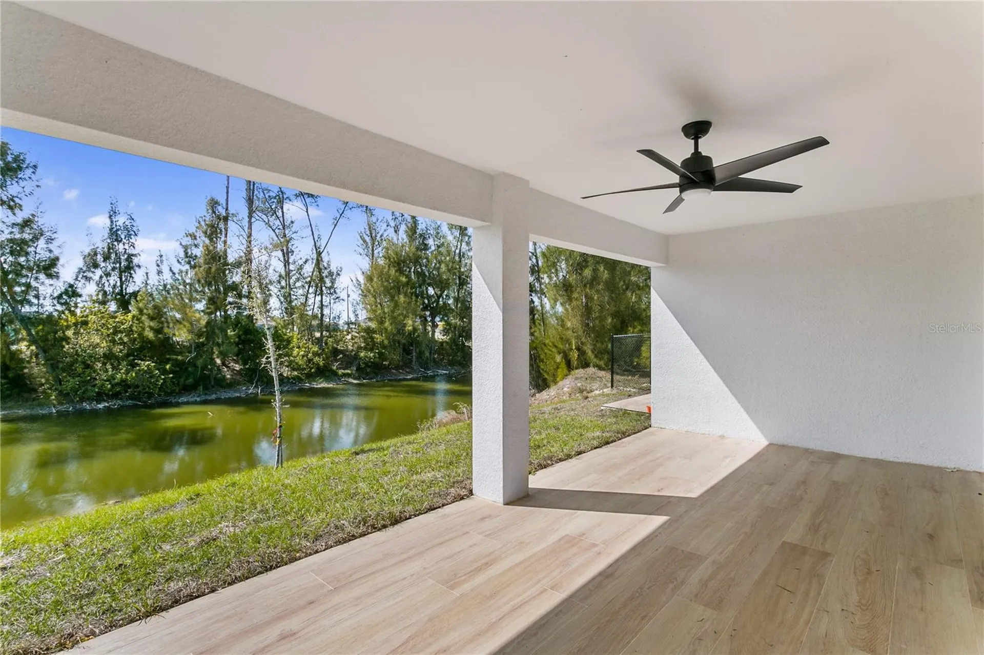 2210 NW 2nd Avenue Cape Coral FL 33993