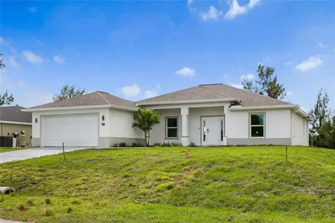 2210 NW 2nd Avenue Cape Coral FL 33993