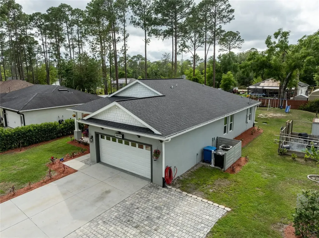 2096 10th Avenue Deland FL 32724