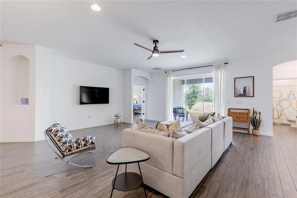 533 Avila Place Howey In The Hills FL 34737
