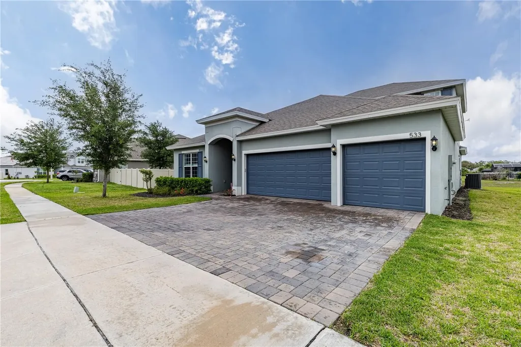 533 Avila Place Howey In The Hills FL 34737