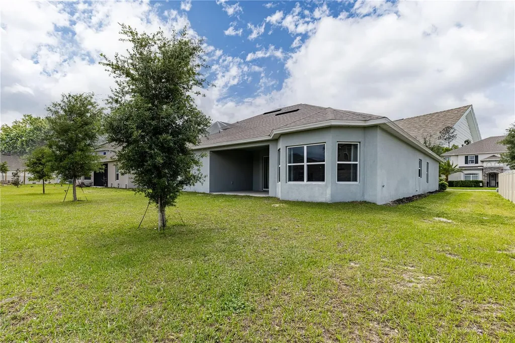 533 Avila Place Howey In The Hills FL 34737