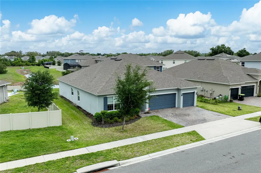 533 Avila Place Howey In The Hills FL 34737