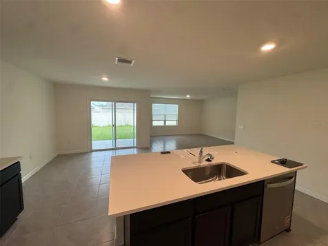 1918 NW 246th Terrace Newberry FL 32669