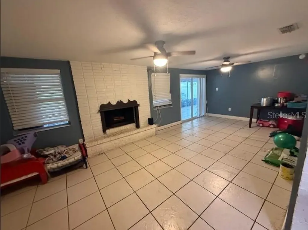 2533 El Portal Avenue Sanford FL 32773