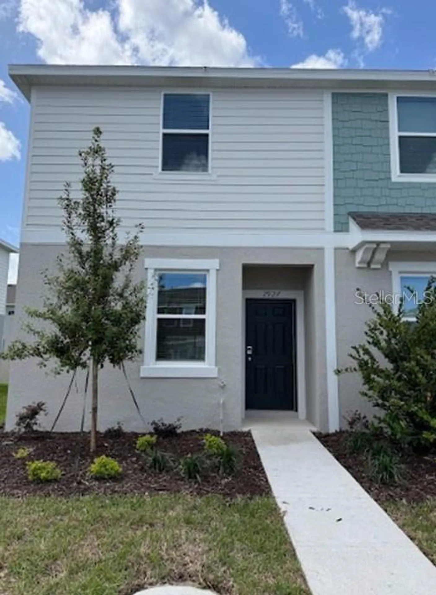 2927 Skyline Loop Kissimmee FL 34758