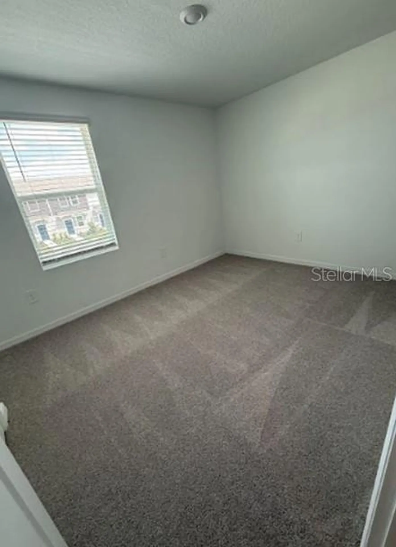 2927 Skyline Loop Kissimmee FL 34758