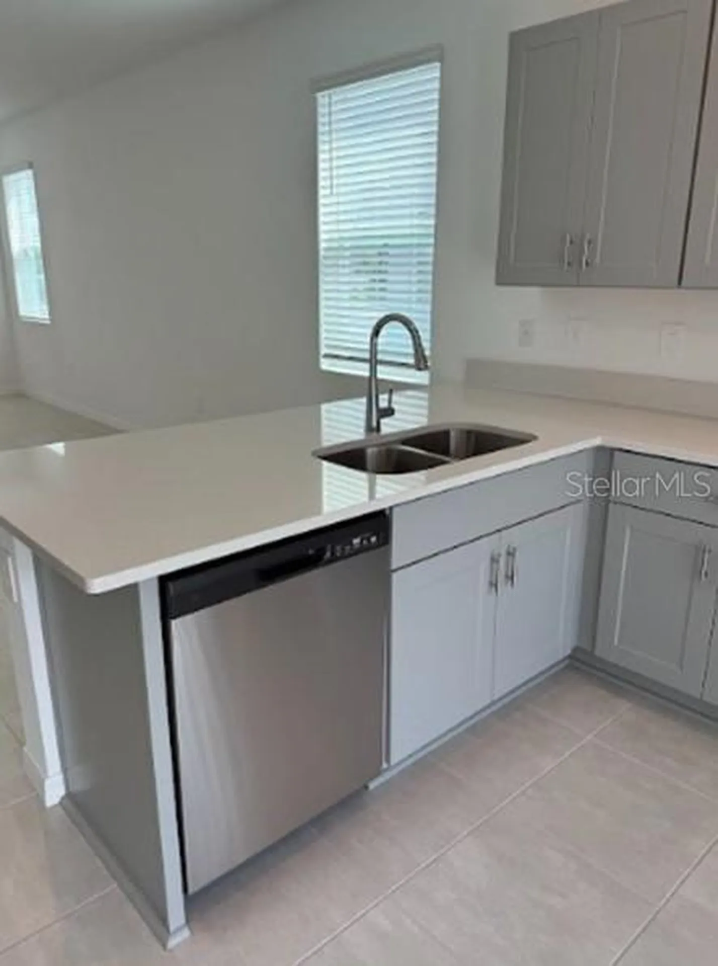 2927 Skyline Loop Kissimmee FL 34758