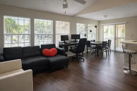 1049 S Hiawassee Road Orlando FL 32835