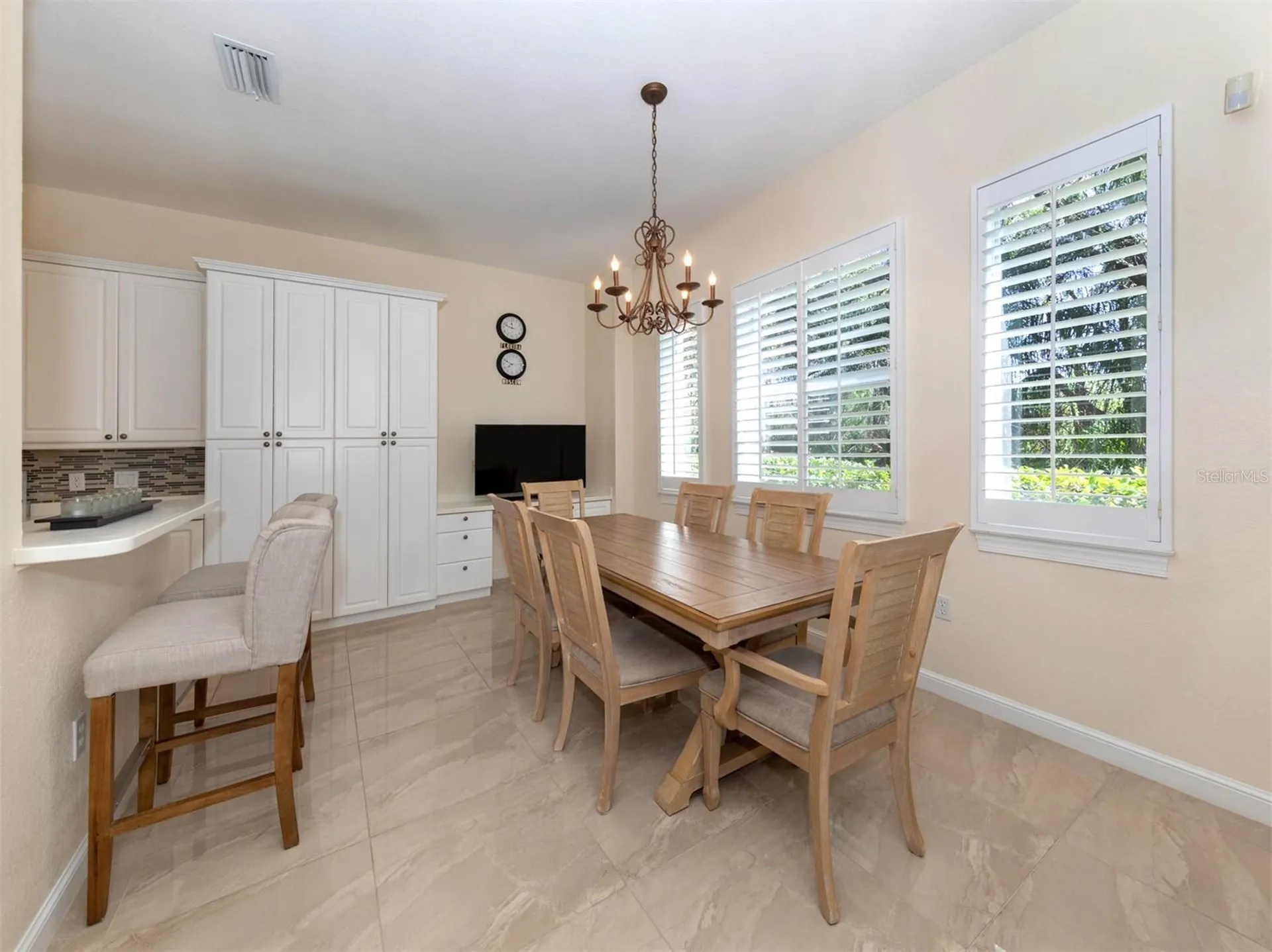 5531 46th Court W Bradenton FL 34210