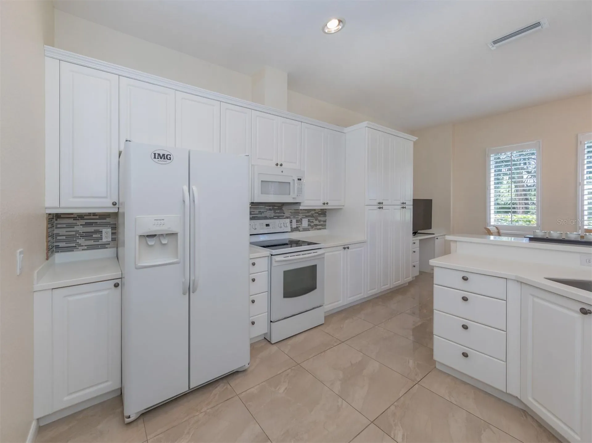 5531 46th Court W Bradenton FL 34210